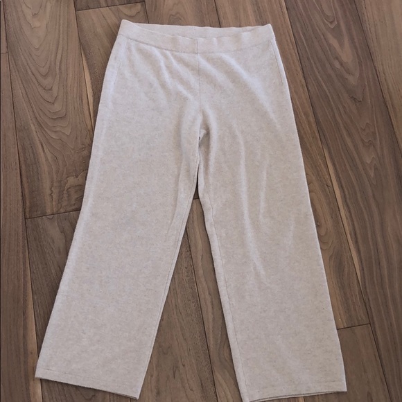 Neiman Marcus Pants - Norman Marcus 100% Cashmere wide leg trendy pant